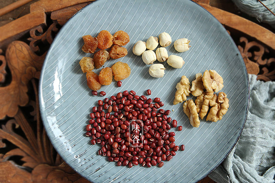 胡萝卜|深秋，喝牛奶不如喝它，6种简单做法，每天一杯，精神饱满入冬天