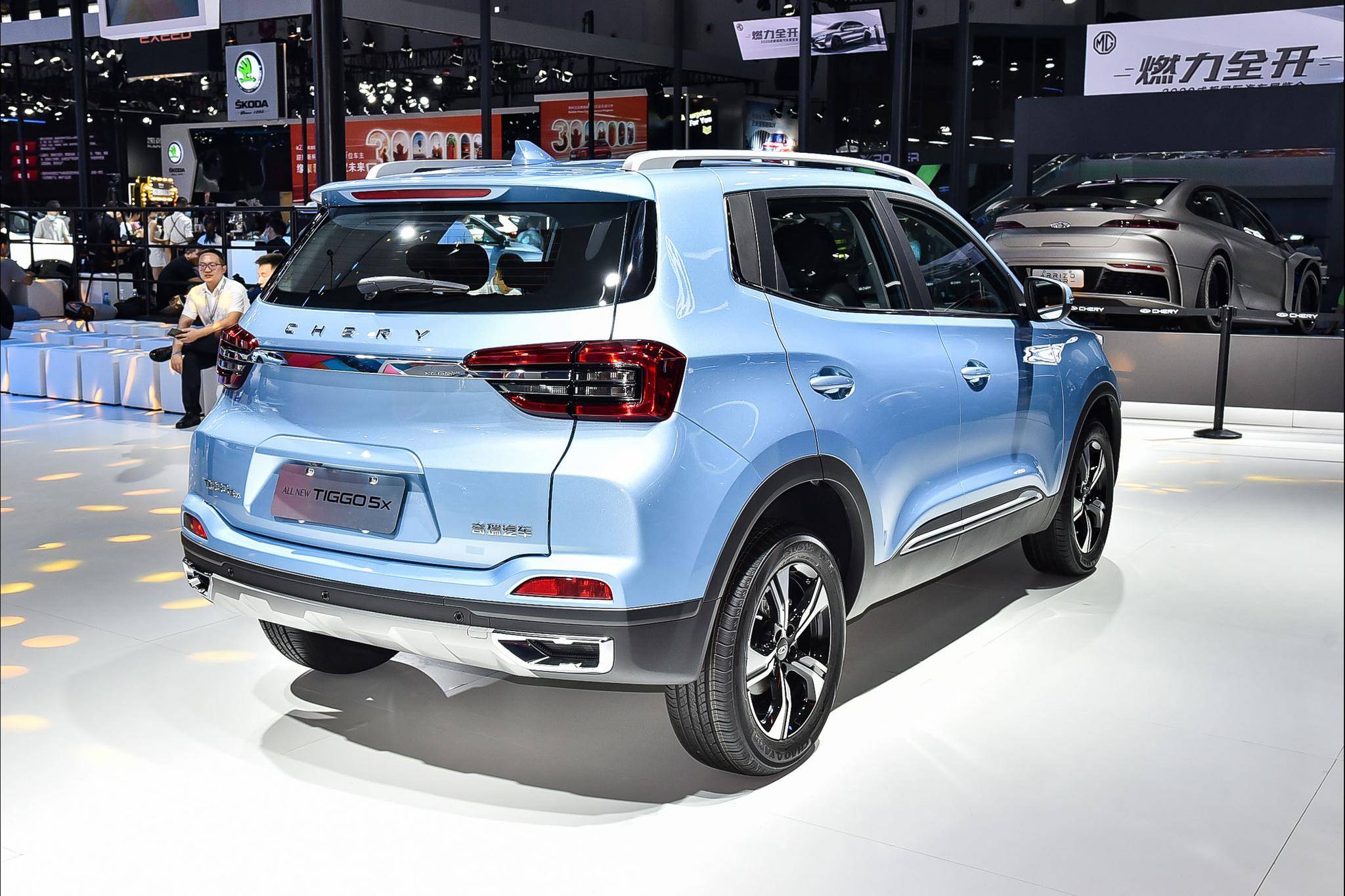 09万元起 奇瑞瑞虎5x高能版上市 配1.5t发动机