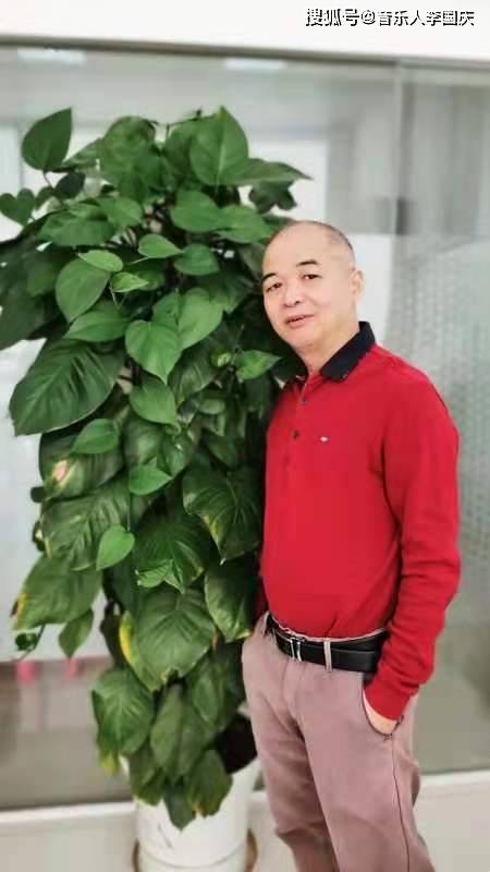 新歌|伤感流行歌曲《假如明天还能继续》新歌发布