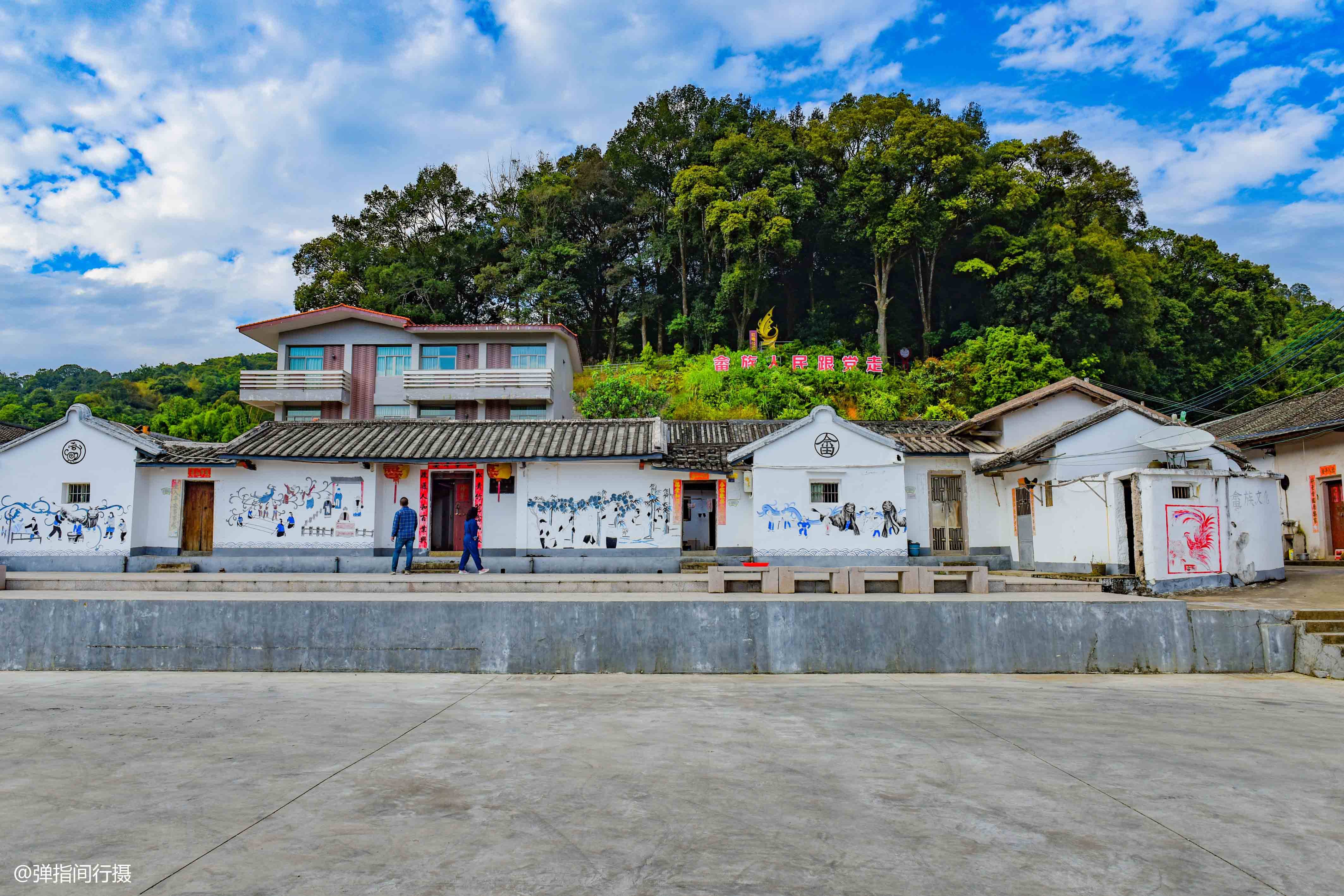 广东东部大山深处，世居着一个神秘的少数民族，全国人口仅70多万