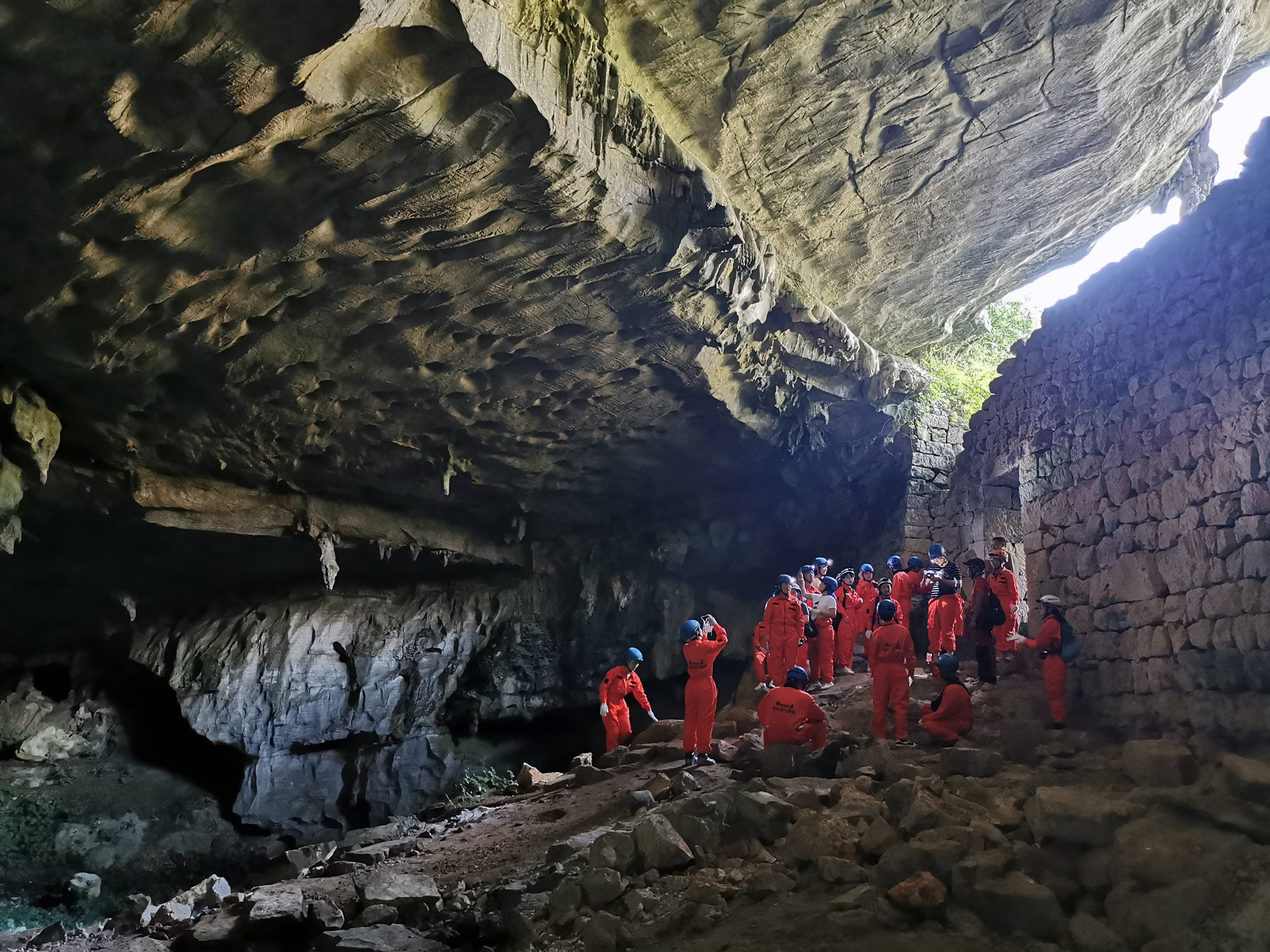 岩溶|桂林旅行攻略：探秘地心-解锁桂林新印象，沉浸在岩溶洞穴的世界里！