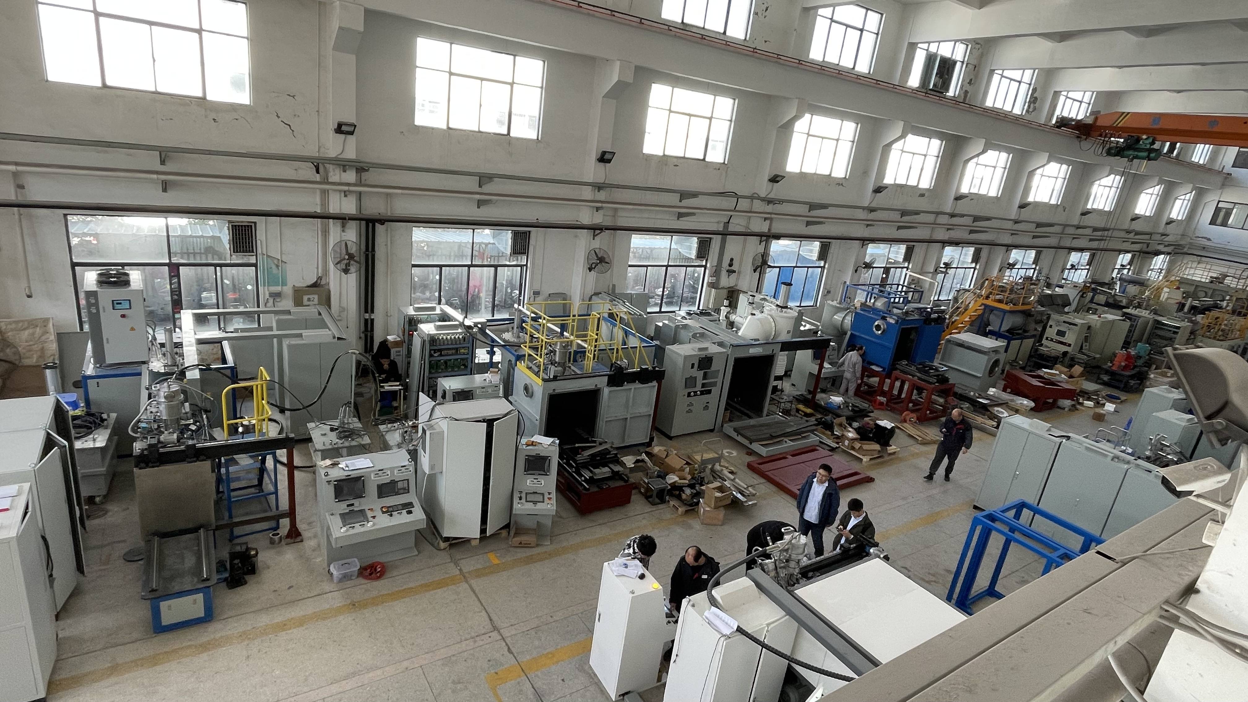 狮达公司在电子束设备的生产方面有着二十多年的丰富经验,所生产的