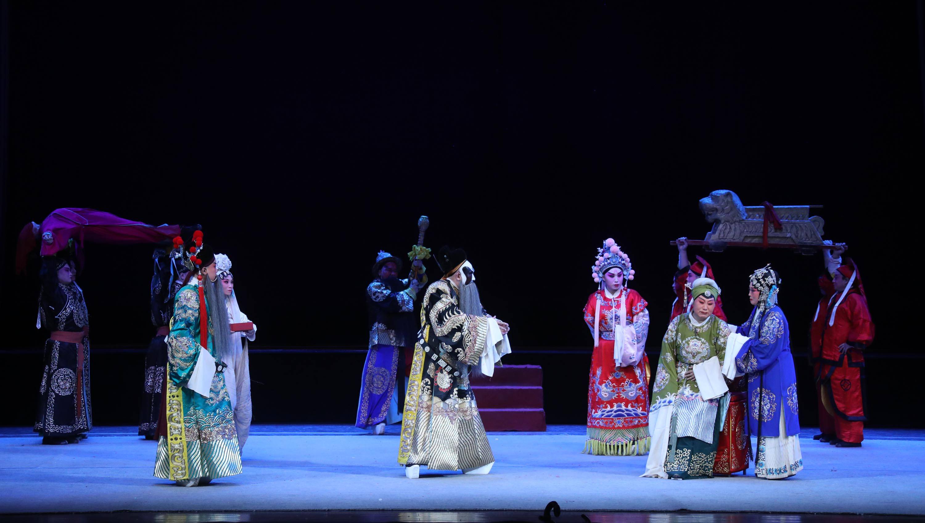 长治市上党梆子剧团展演明代故事戏汉阳堂精彩上演