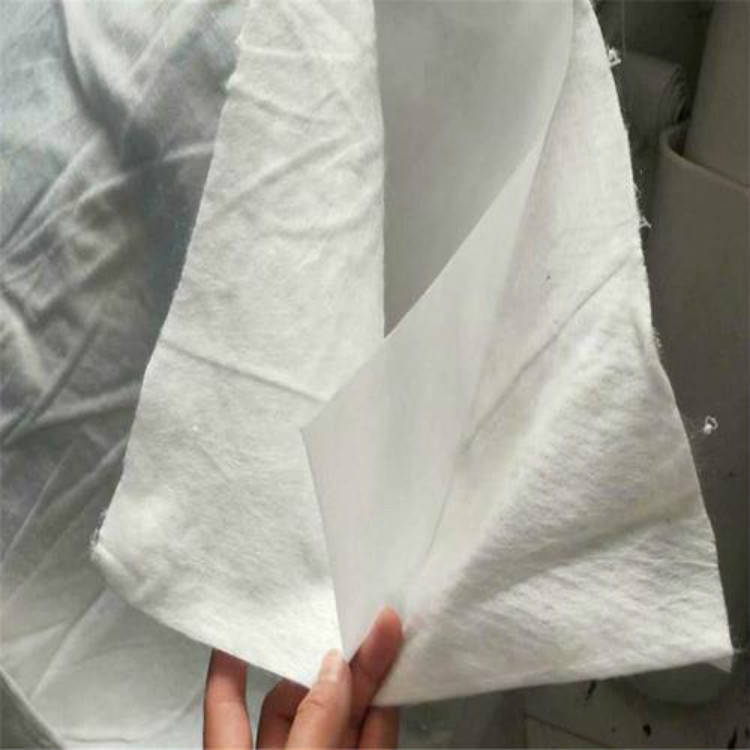 土工布选用材质