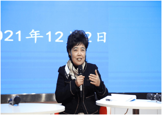 濮阳市第二实验小学校长李慧军:上紧事业和生命的发条_教育_作业_全体