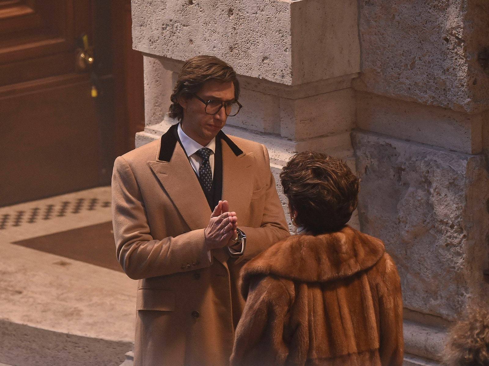 通过ladygaga主演的电影古驰家族去了解意大利奢侈品牌gucci背后的