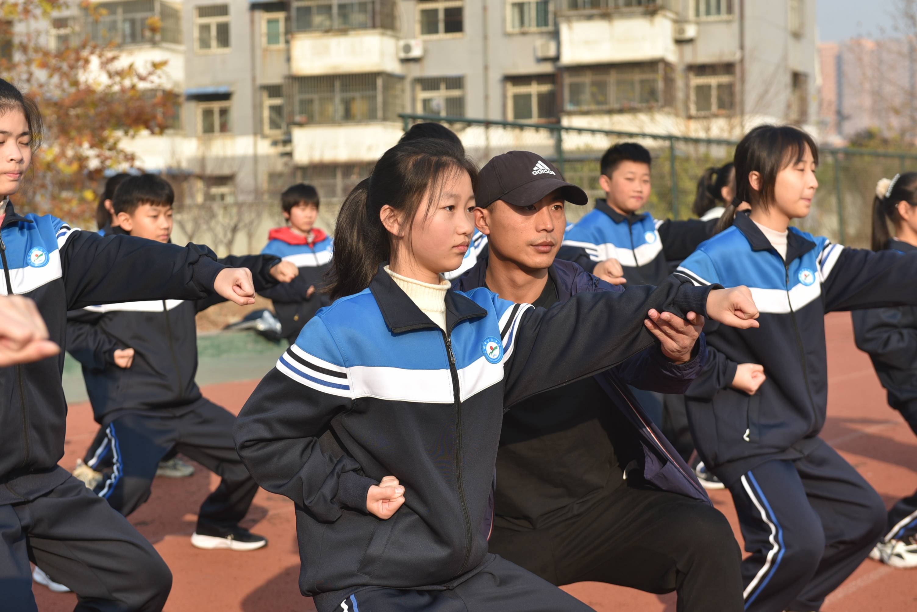 滕南中学刮起尚武之风