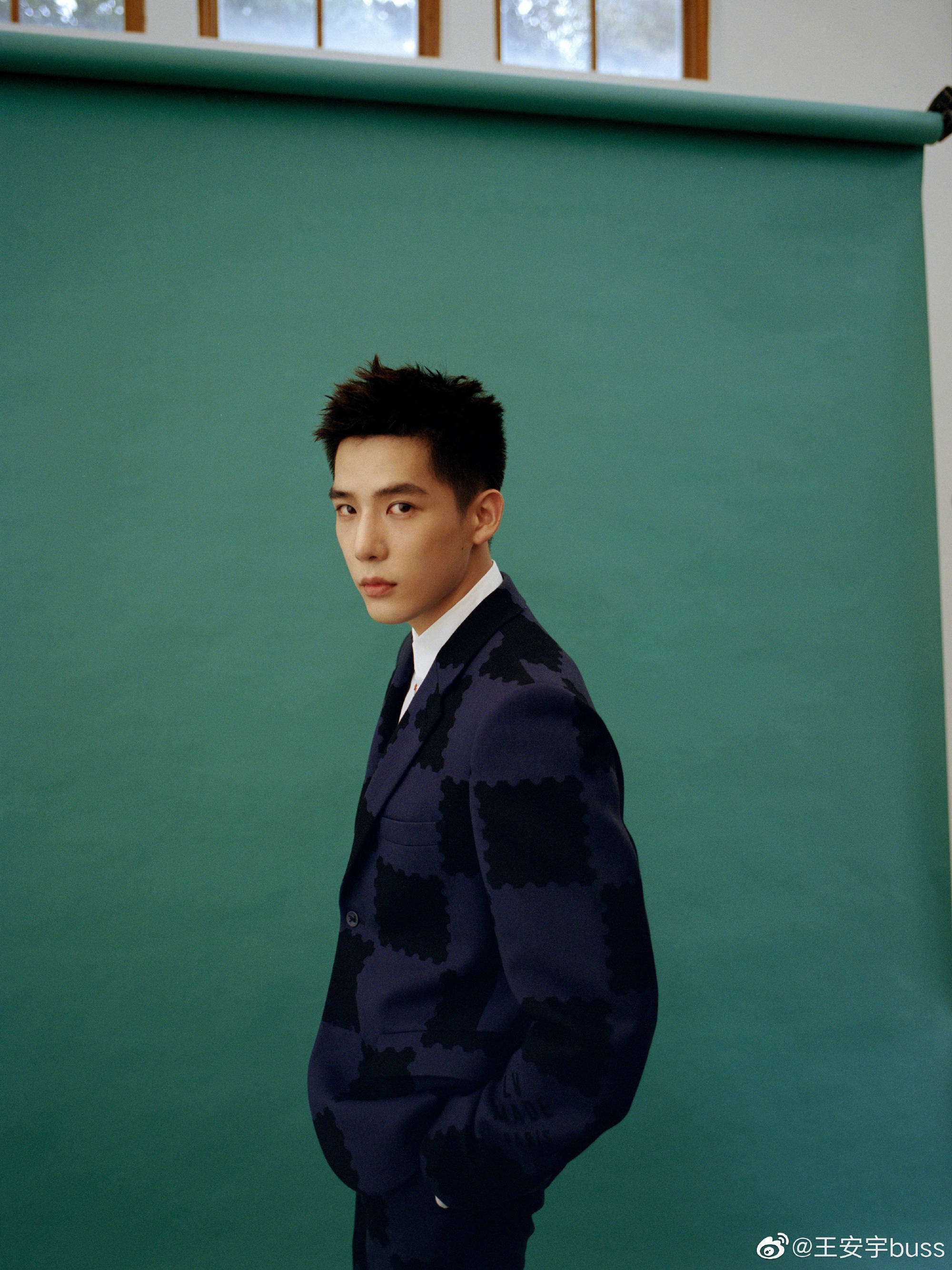 2021搜狐时尚盛典年度时尚影响力男明星提名王安宇