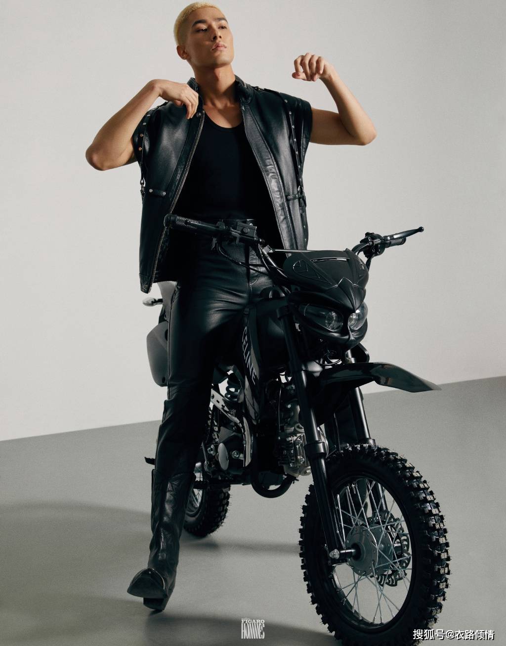 米卡机车少年恣意酷感时尚大片_男士_未来_野性
