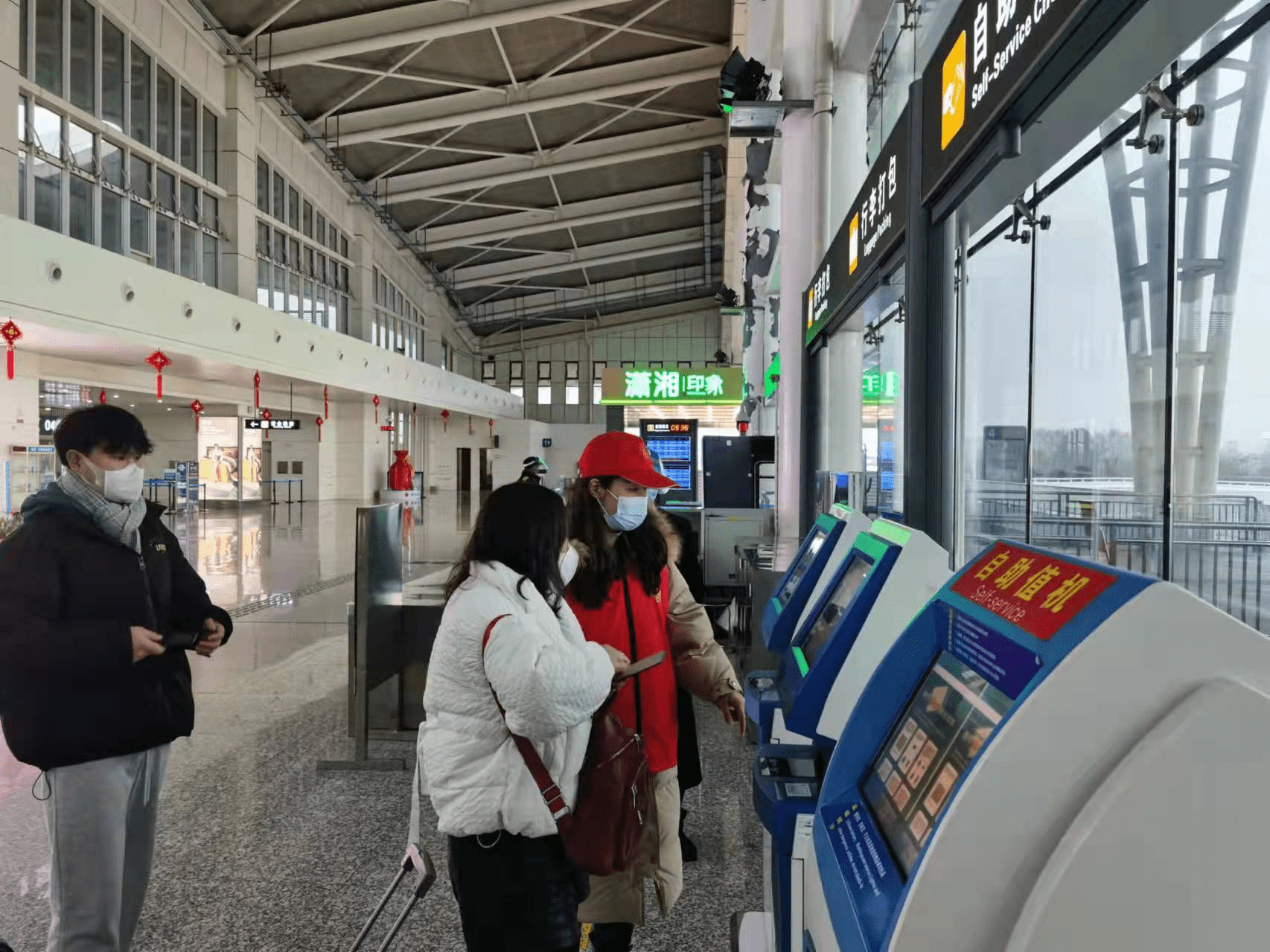 常德市春运办督导检查桃花源机场桃花源高速服务区疫情防控和安全工作