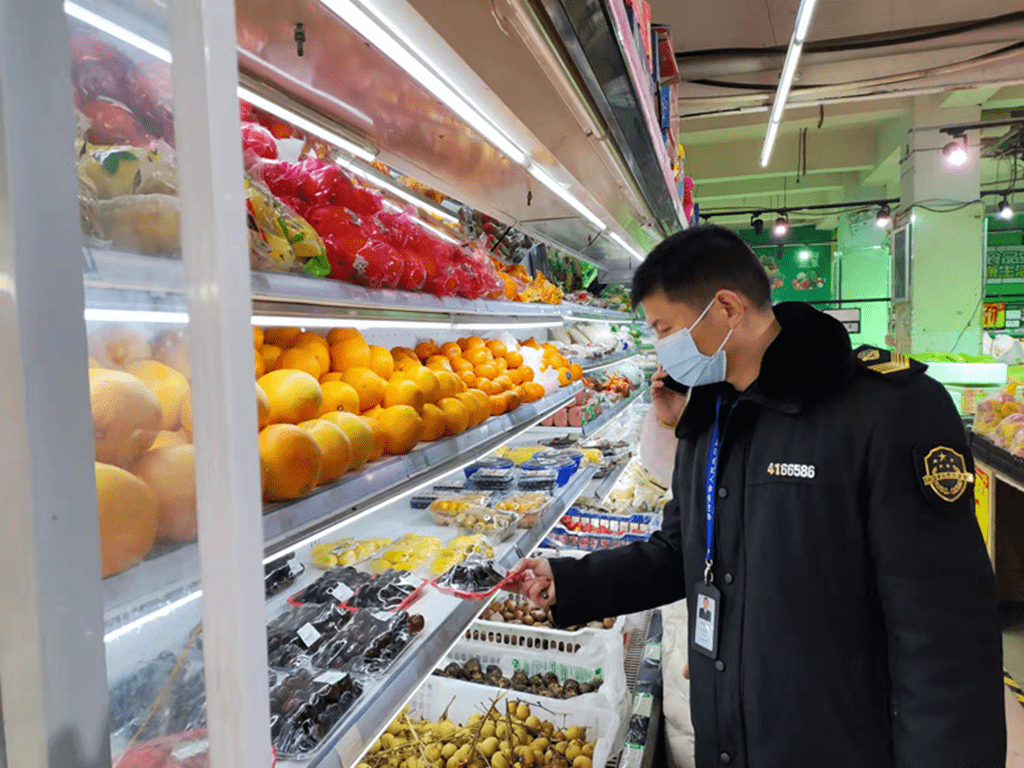 河南内黄县市场监督管理局 开展春节期间食品安全大检查