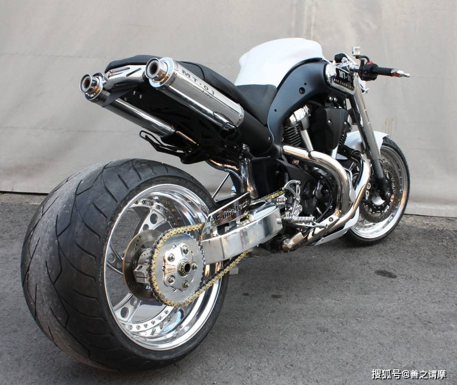 雅马哈mt01真正的扭矩大师