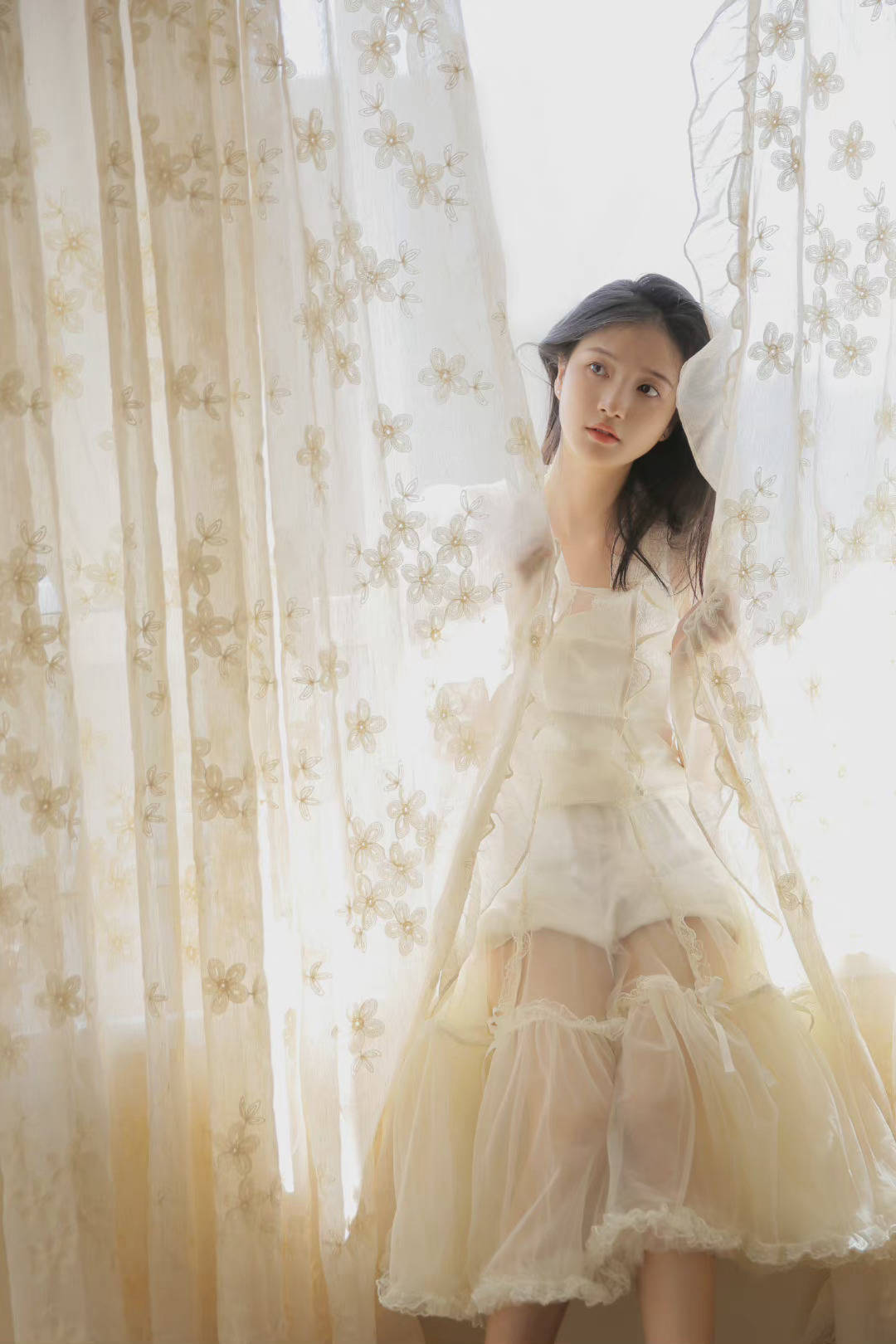 @Tzz 优质摄影推荐：《无限温柔》高颜值小姐姐居家纯欲写真