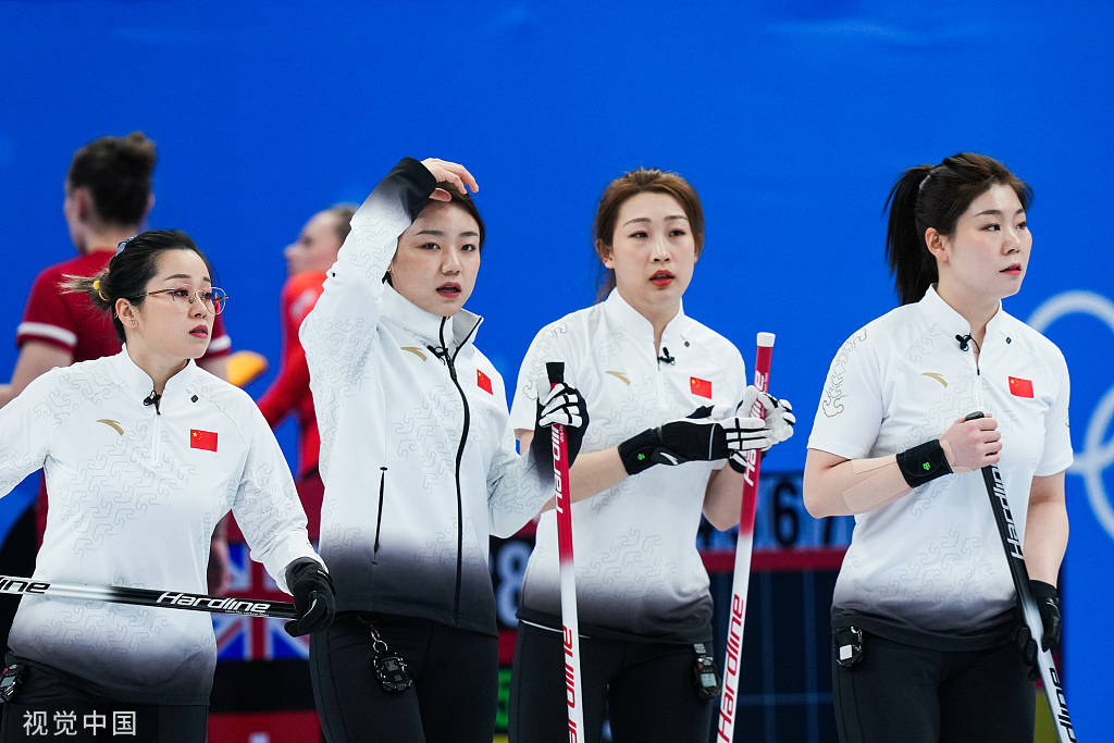 中国冰壶女队队员照片图片
