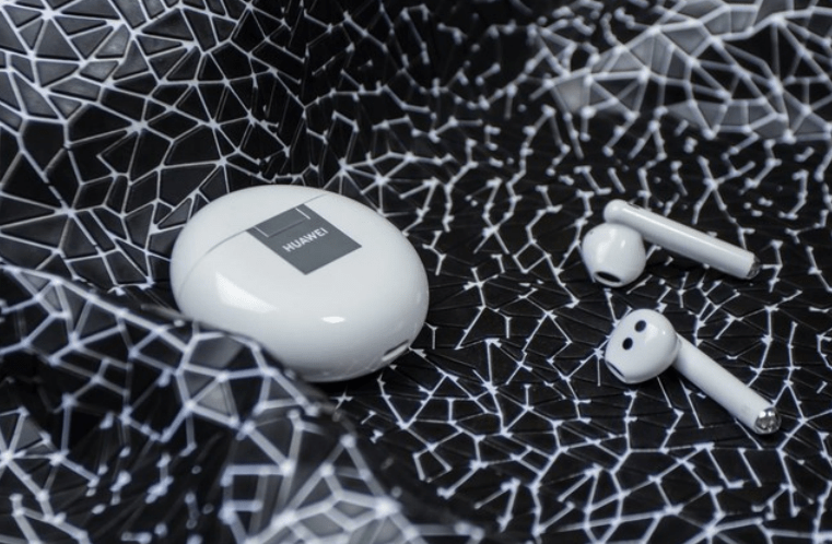 有没有性价比高的蓝牙耳机?2022值得购买的性价比蓝牙耳机推荐