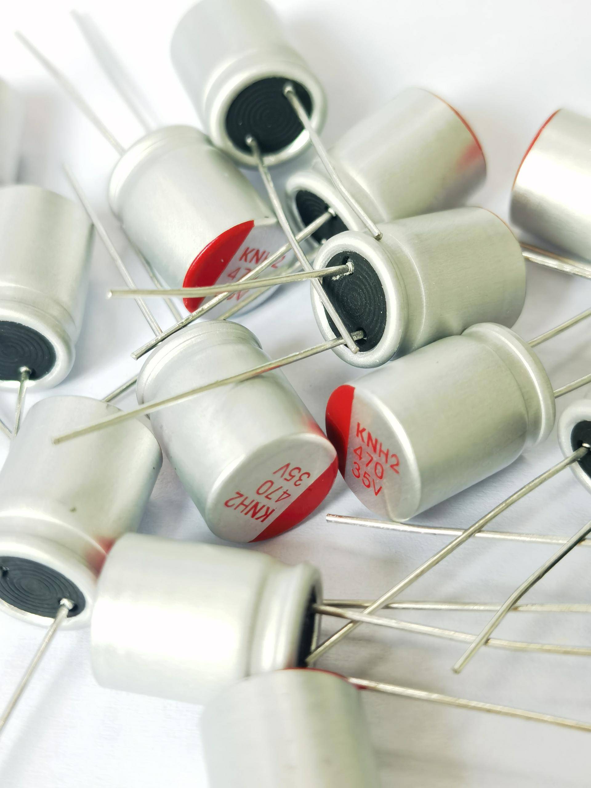 科尼盛kne2固态电容器 knh2固态电解电容器应用案例汇总_拆解_充电器_