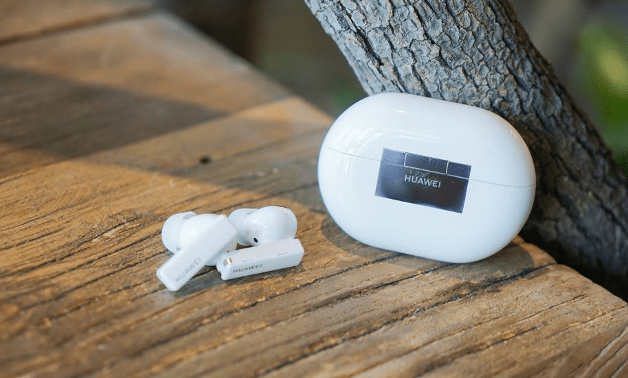 有哪些适合三八节送的礼物?2022高颜值蓝牙耳机推荐