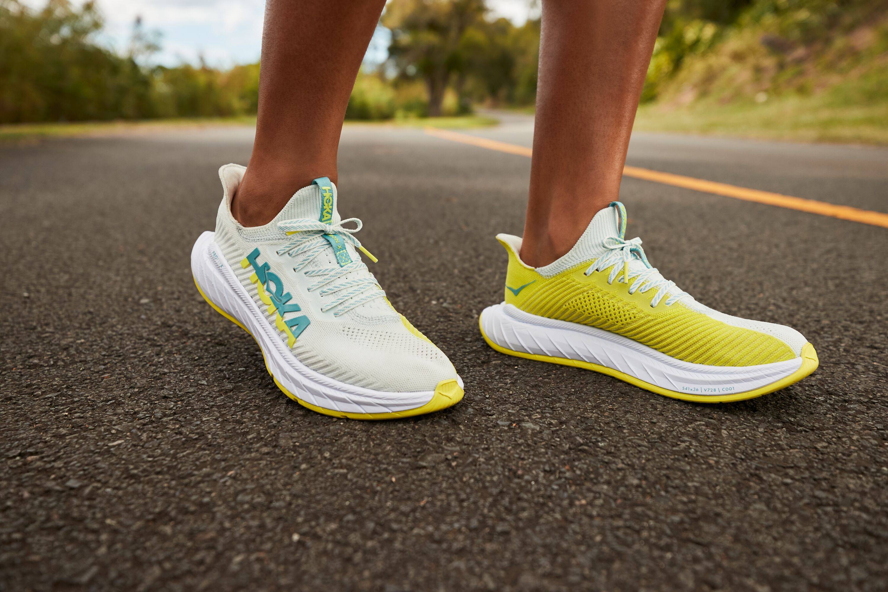 鞋面中底迭代革新hokacarbonx3碳板跑鞋推出