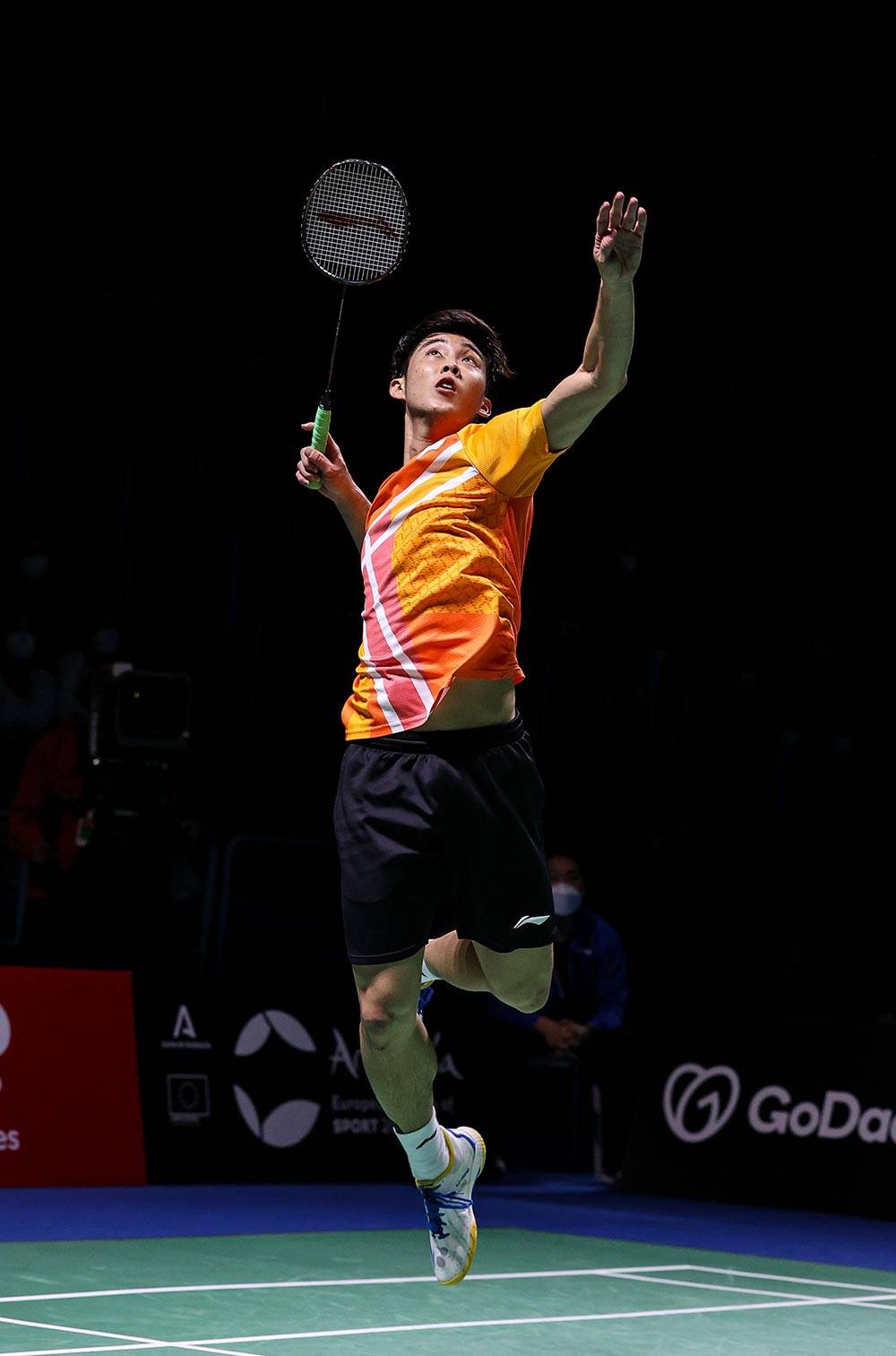 就对羽毛球运动有着浓厚的兴趣,通过刻苦训练在12岁就拿下了全国冠军