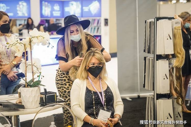 厚且拉斯美容展课堂：化妆刷的名称和用途