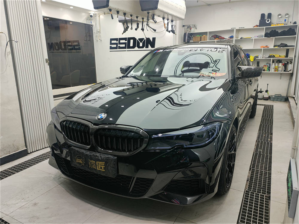 宝马贴膜宝马325li贴膜ax钢琴黑改色膜低调中不乏奢华