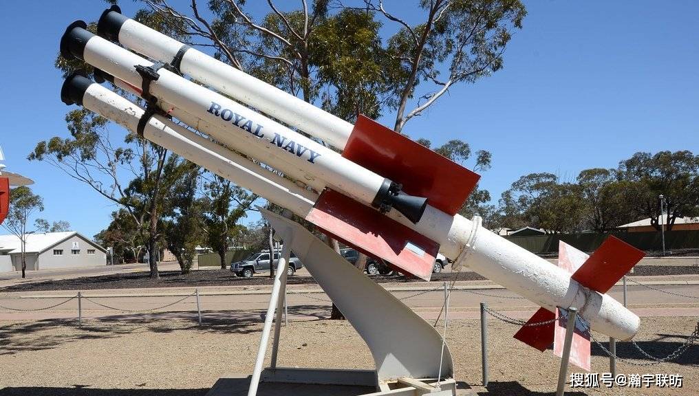 一款奇特的舰空导弹,英国皇家海军海蛞蝓(海参)舰空导弹!
