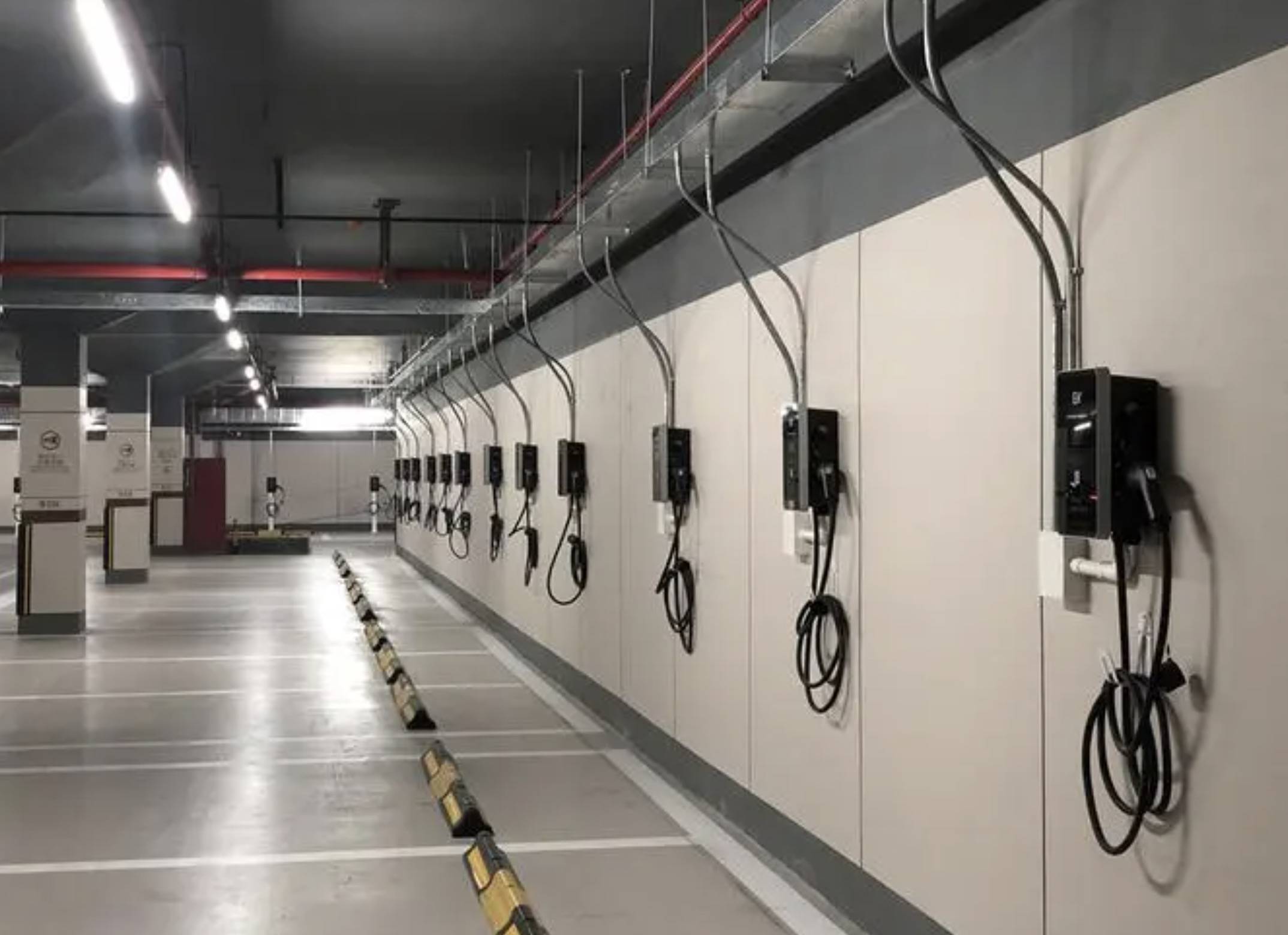 小区安装电动汽车充电桩有哪些注意事项