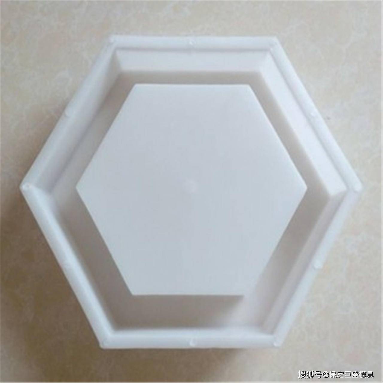 水渠工程护坡砖模具河渠植草砖塑料模具锥坡预制护坡模具