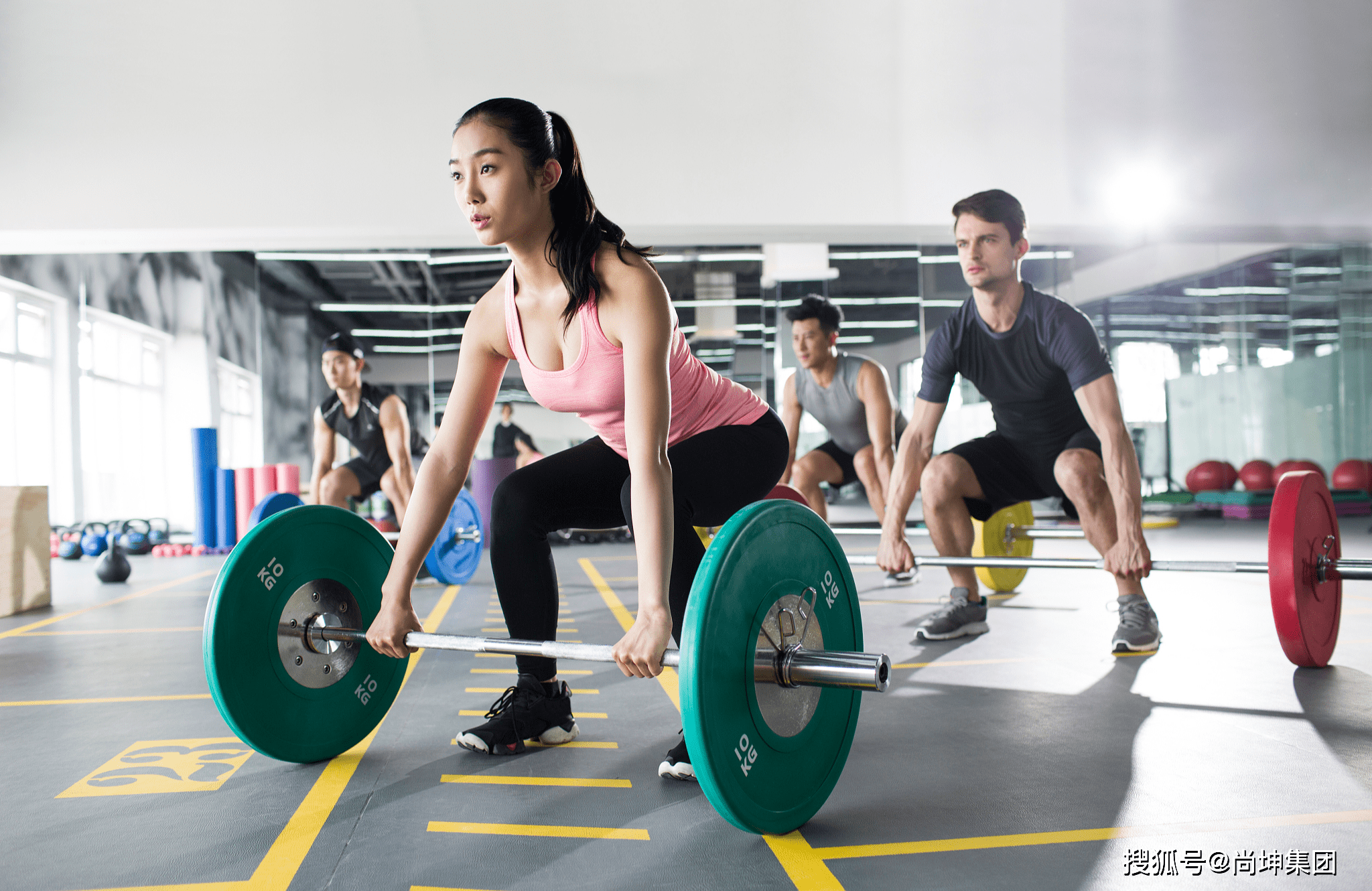 为什么一直提倡女性做力量训练:永久性减脂!_肌肉_身体_锻炼者