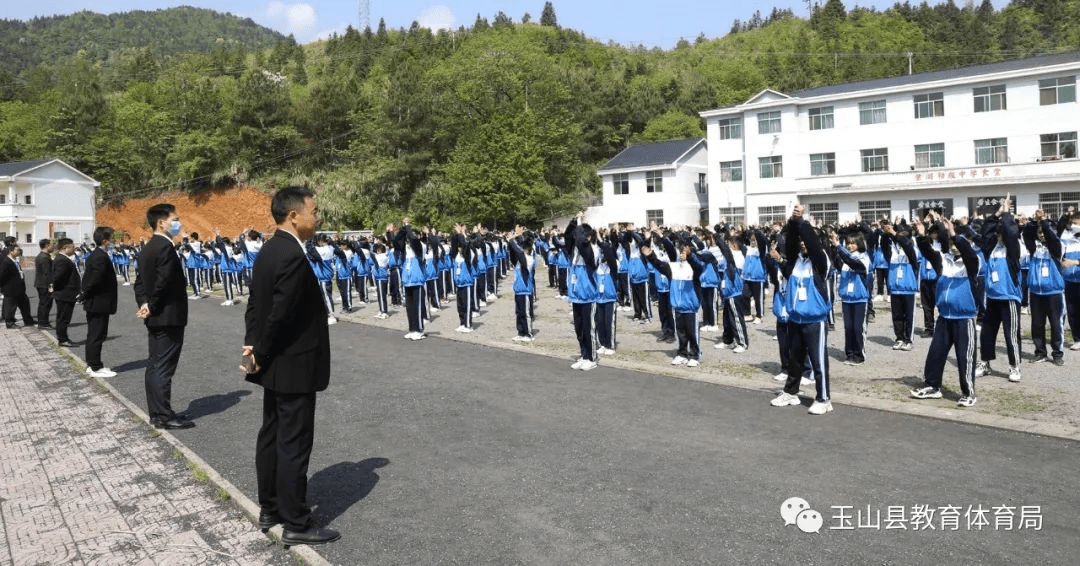 寿阳县赵东青局长图片