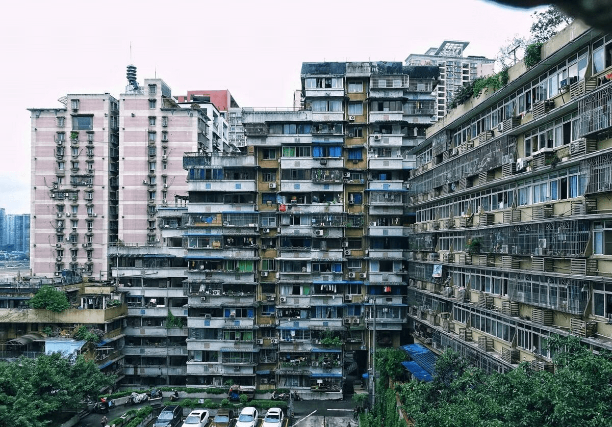 原创重庆24层住宅楼没有电梯当地居民怎么出门看完恍然大悟