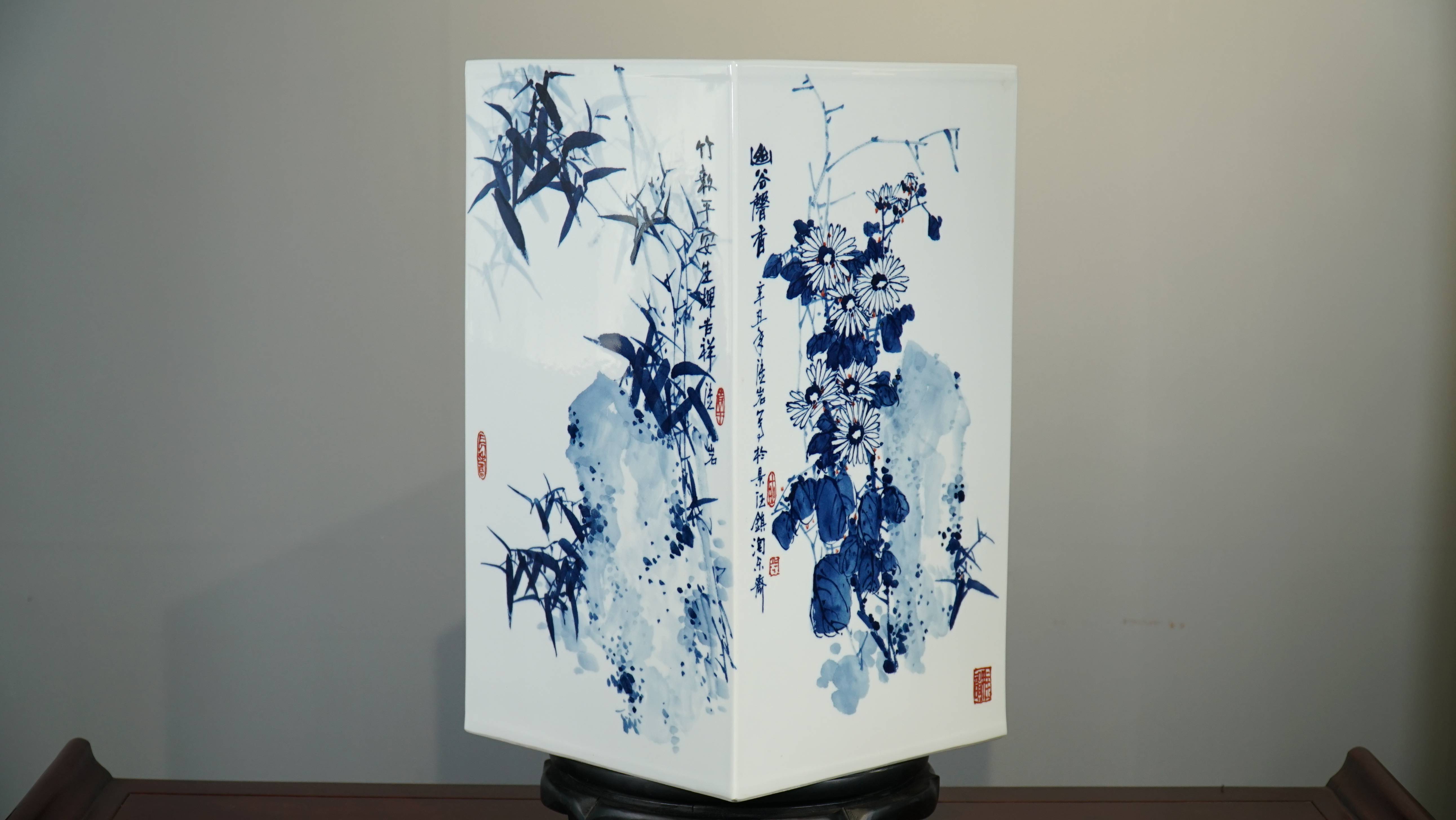 大御瓷器陆岩当代瓷坛巨匠陆如之子传承陆氏青花铸就瓷韵丰碑