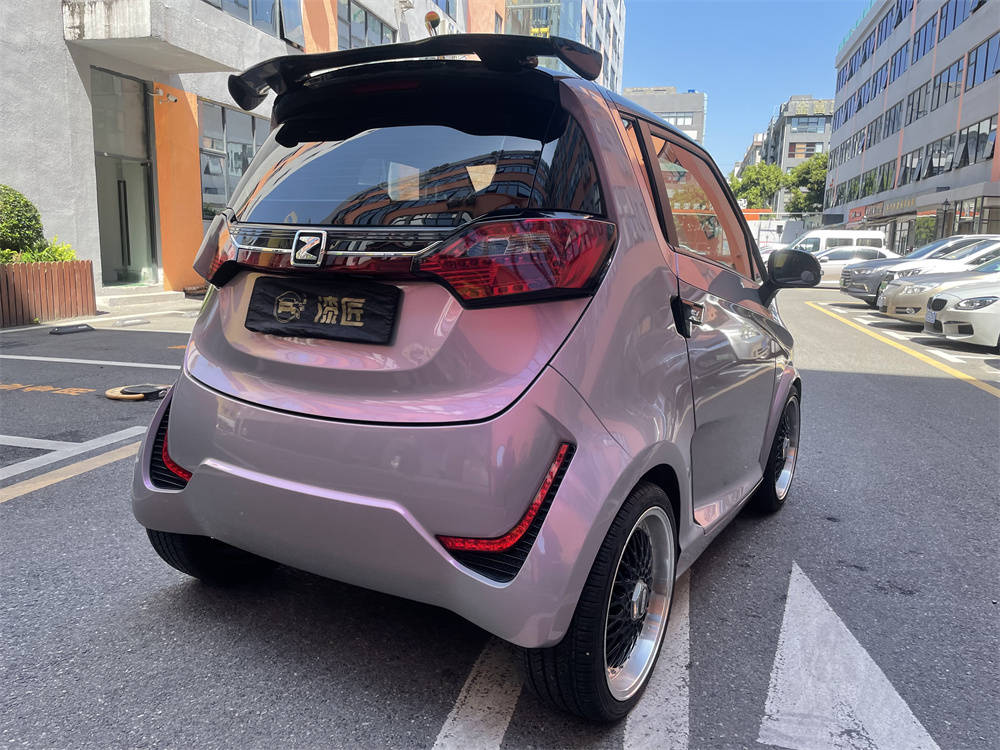 汽车贴膜众泰e200全车贴膜改色梦幻火山灰