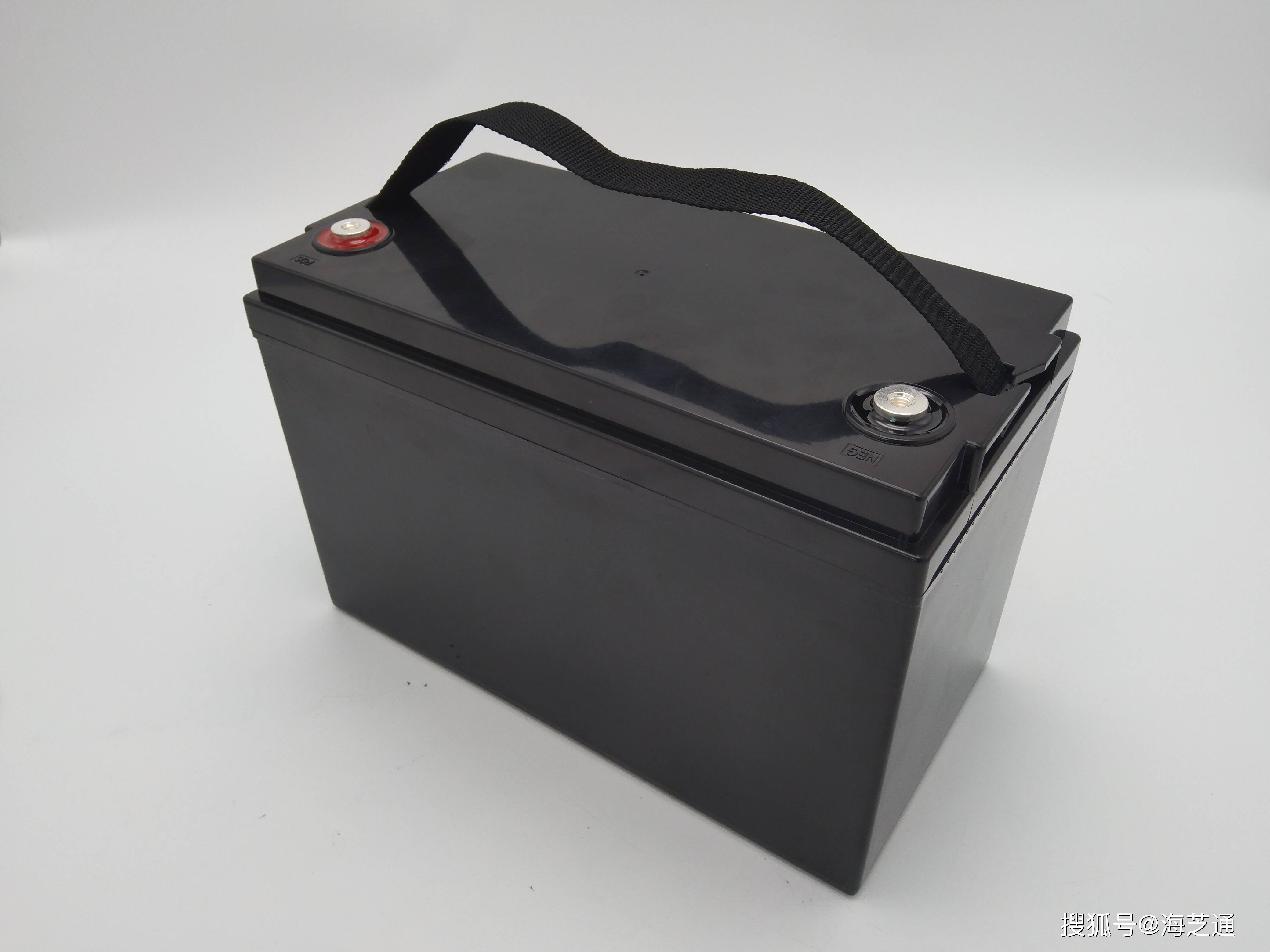 车载式内置储能电源选用磷酸铁锂离子电池有什么好处?_铅酸_容量_寿命