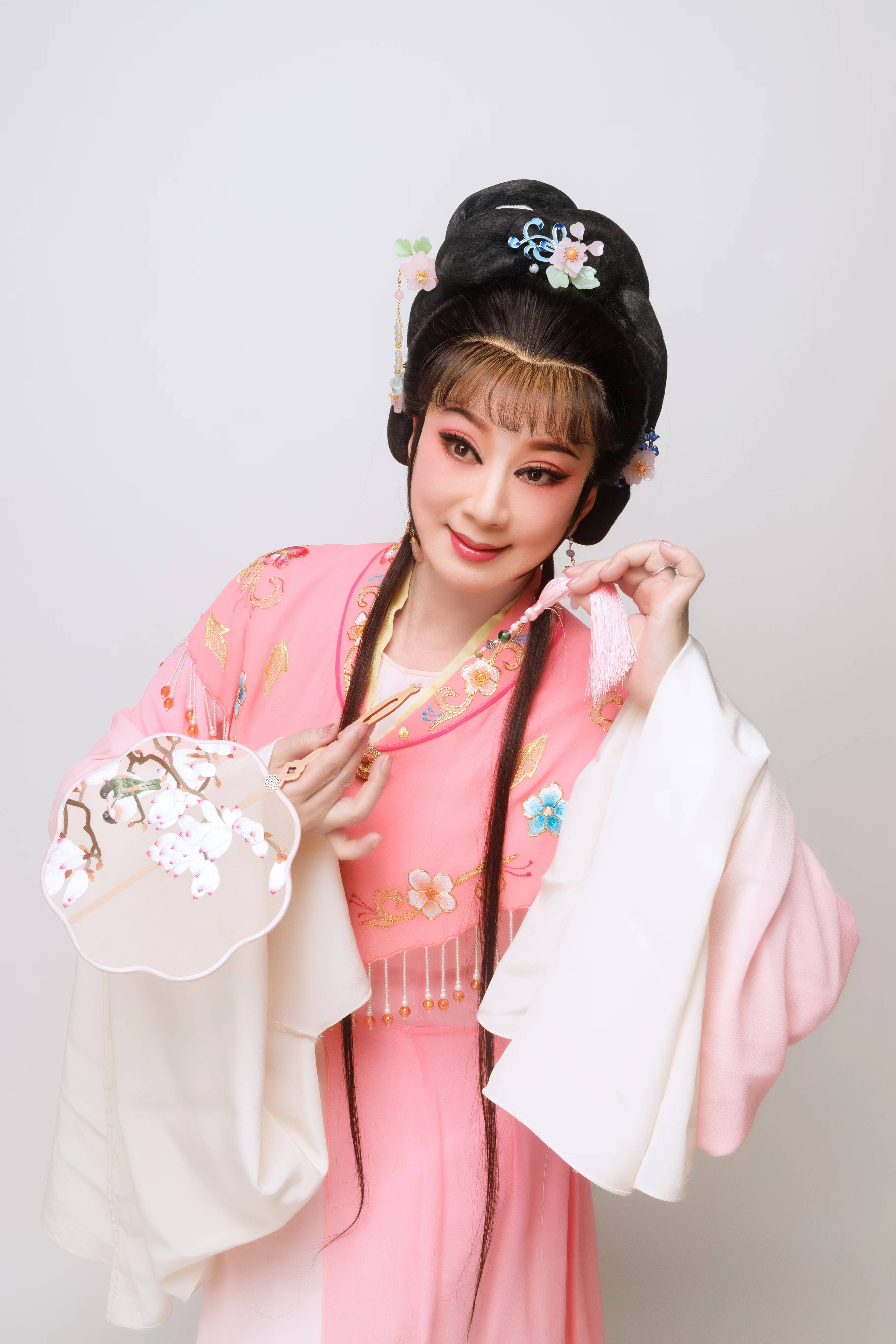 艺术为了和平——"国际和平艺术家"推选人物:吴晶晶_福建厦门_中国