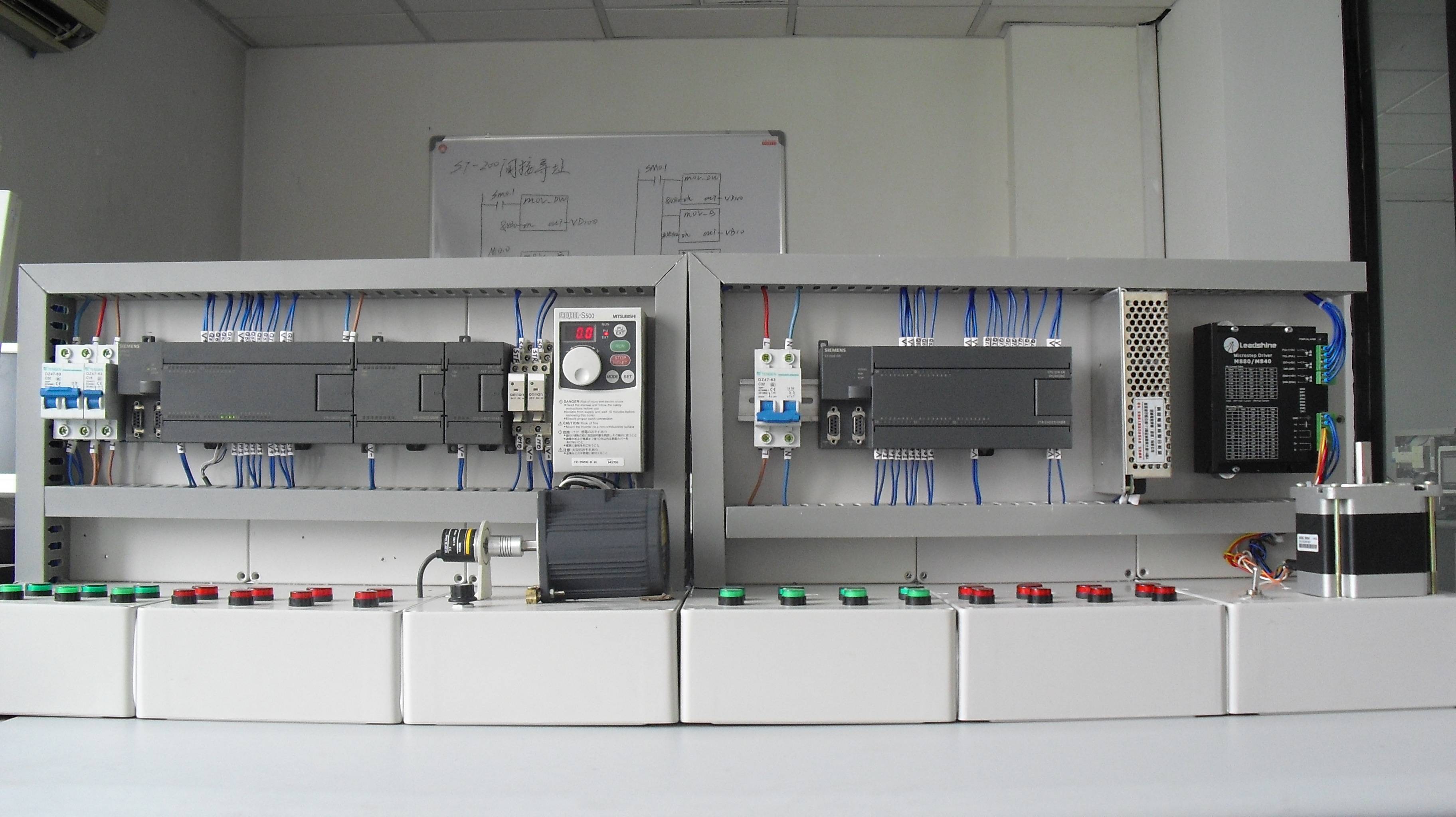 plc与微型计算机的比较
