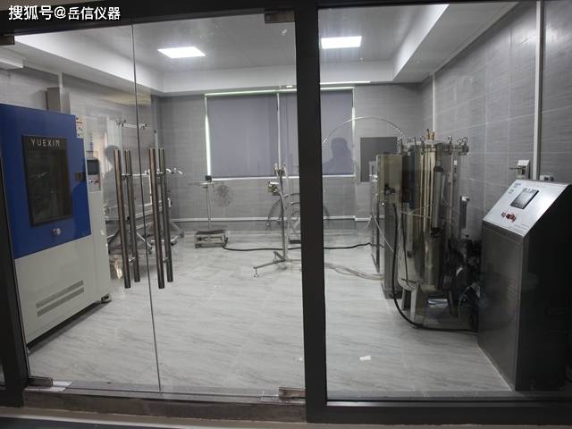 淋雨试验房内有哪些检测仪器