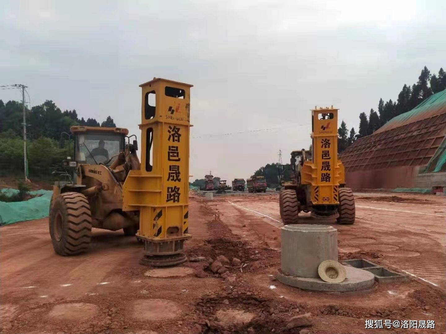 液压式夯实机-什么是液压强夯机?它有什么特点? - 液压汇