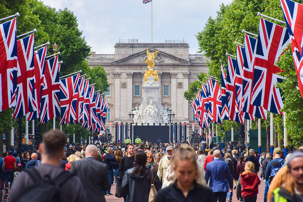 英国各地举办庆祝女王伊丽莎白二世在位70周年活动-搜狐大视野-搜狐新闻
