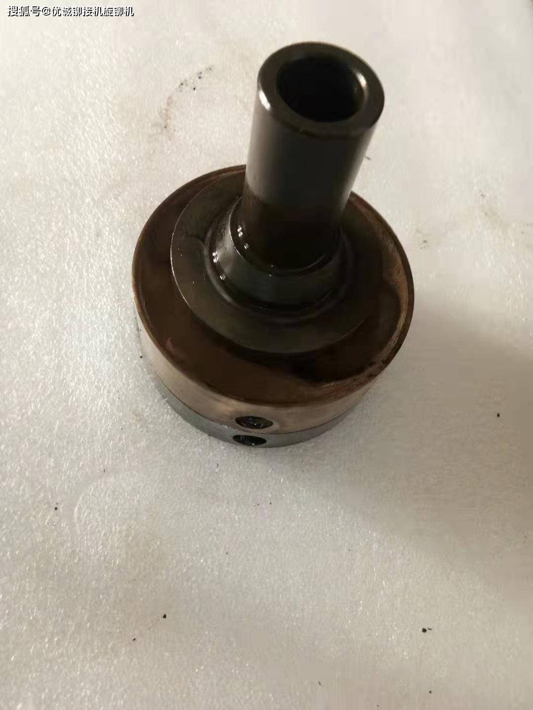 径向铆接机旋铆机机头结构图解