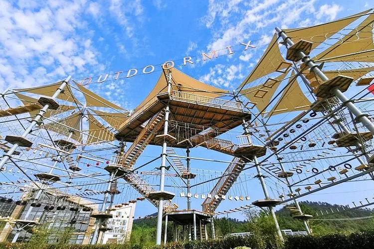 去德清奇幻谷来一场绳网探险吧!