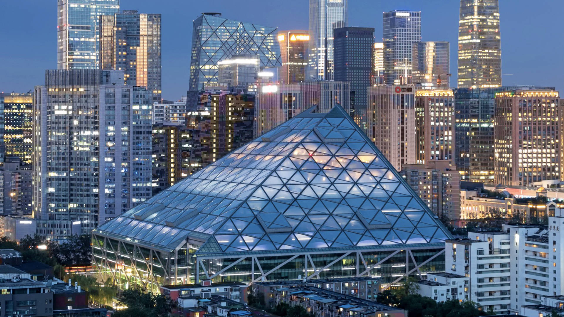 怡61迈享无界北京怡亨酒店携手迈凯伦开启都市度假新姿态