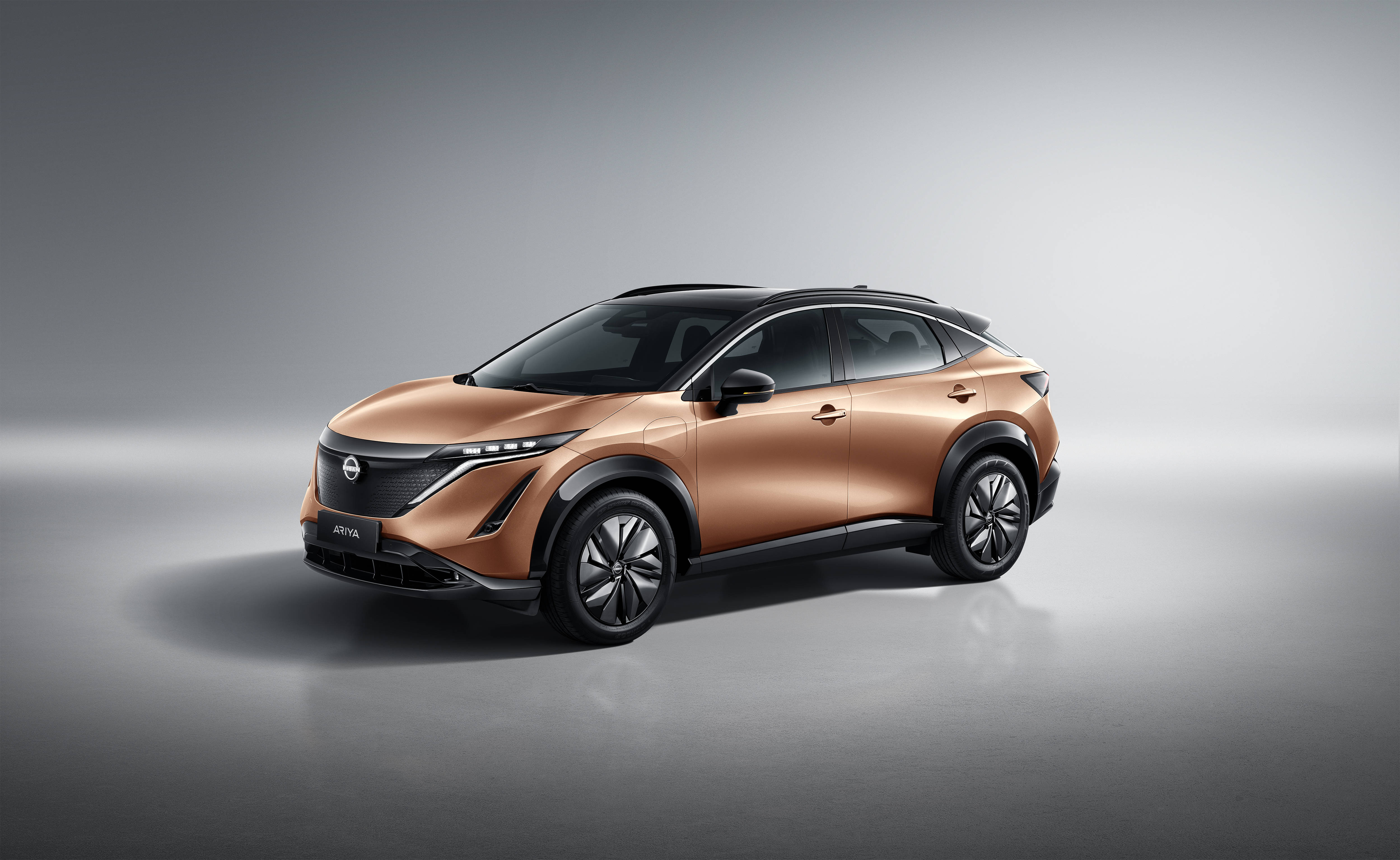 技术底蕴的nissan带着日产电驱技术的纯电车型ariya以全新的姿态问世