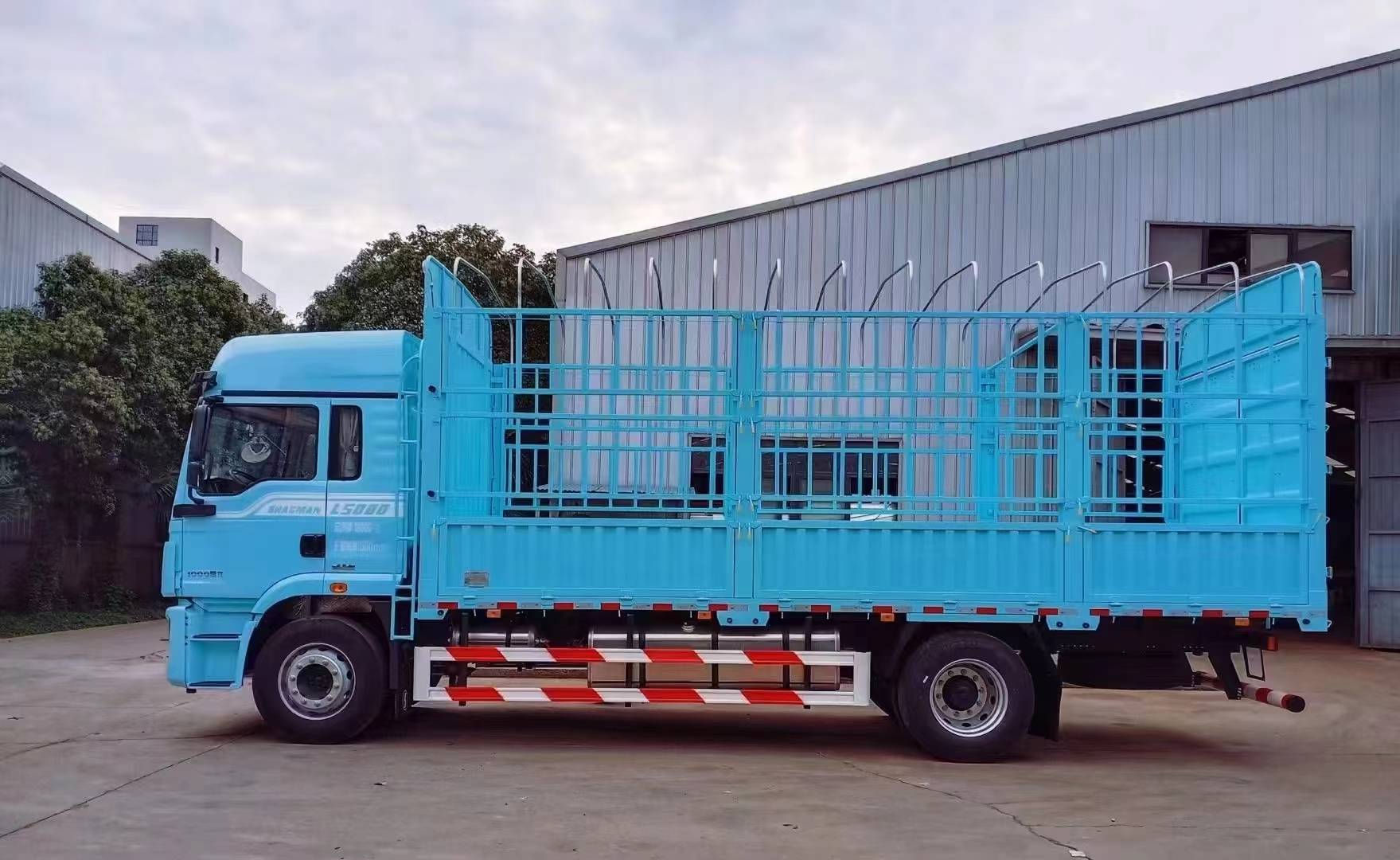 东莞卡车商城陕汽新款德龙l5000分别为68米78米98米车型