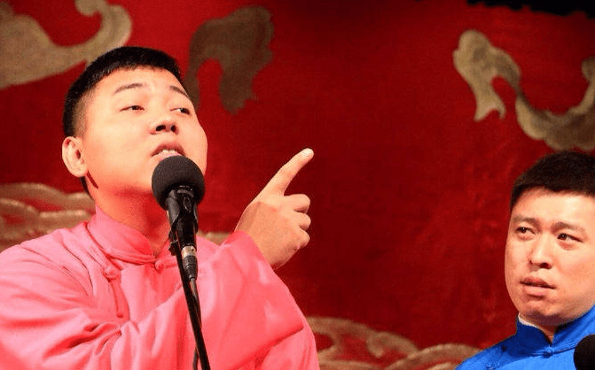 却心甘情愿为别人打杂,德云社当之无愧老黄牛_高鹤鹏_张云雷_演出