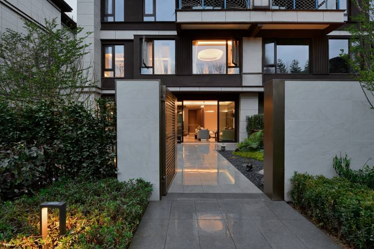 关于成都保利湖光里院这里的一些细节,需要注意了,谈谈看法.