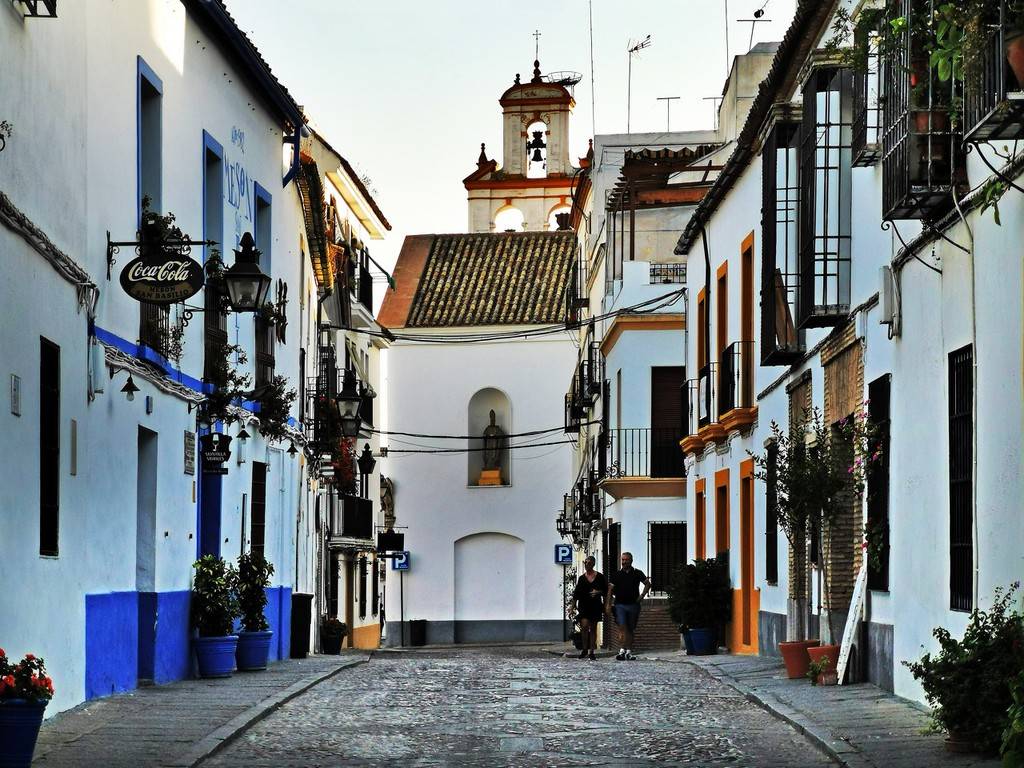 西班牙科尔多瓦百花巷令人赏心悦目