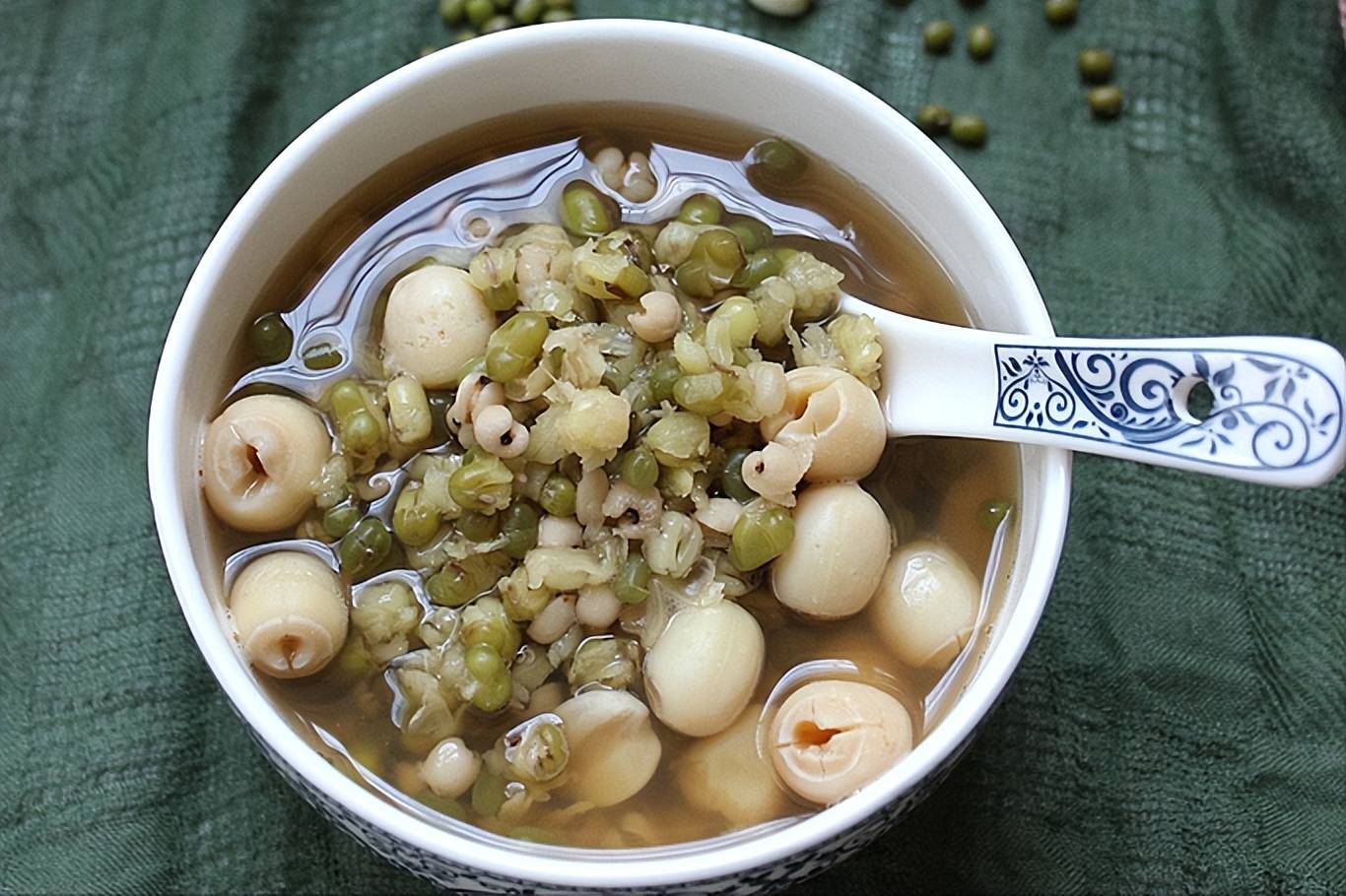 「稻颂农业」大暑养生喝一碗解暑养心的薏米莲子绿豆粥_大米_美味