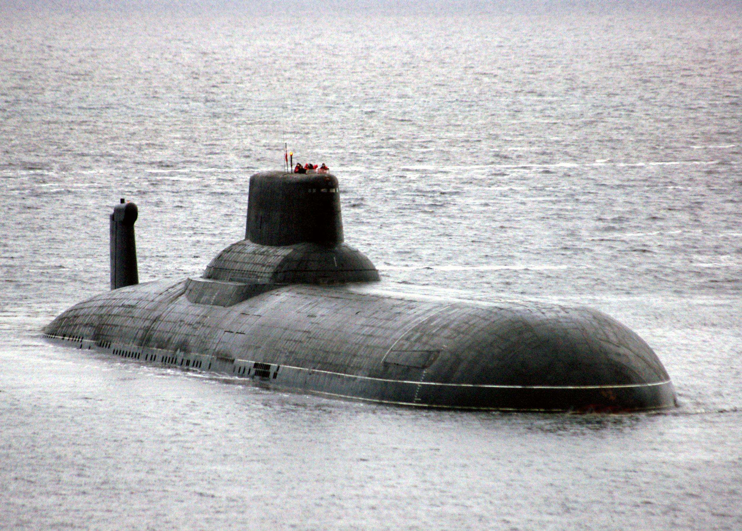 原创俄罗斯潜艇鲨鱼级攻击核潜艇