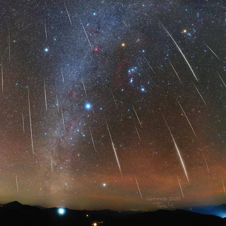 8月12日-13日晚间将有英仙座流星雨_搜狐网